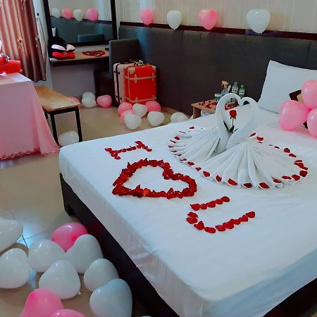 Hilary Hotel Da Nang Bagian luar foto